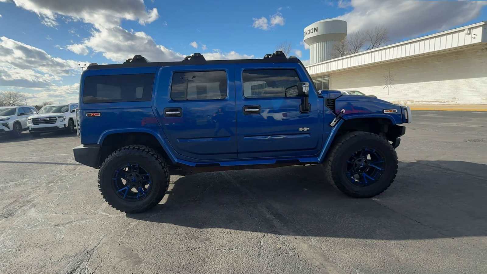 Used 2006 HUMMER H2 w/ Limited Edition H2 AWD/4WD image 9