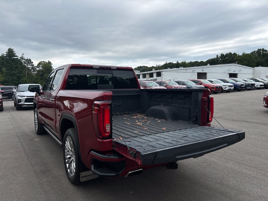 Used 2019 GMC Sierra 1500 Denali w/ Denali Ultimate Package AWD/4WD image 16