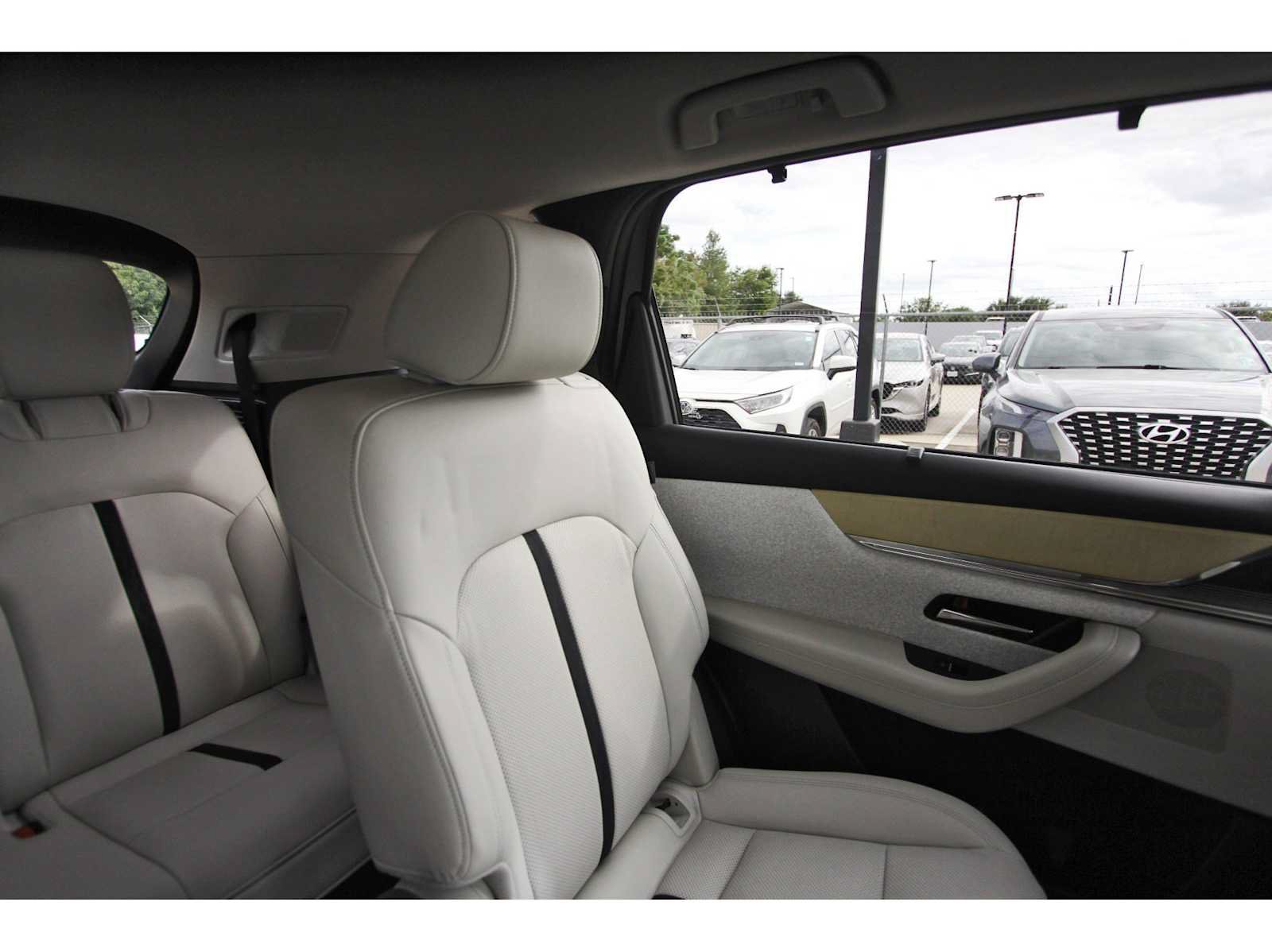 Certified 2025 MAZDA CX-90 3.3 Turbo S w/ Premium Plus AWD/4WD image 10