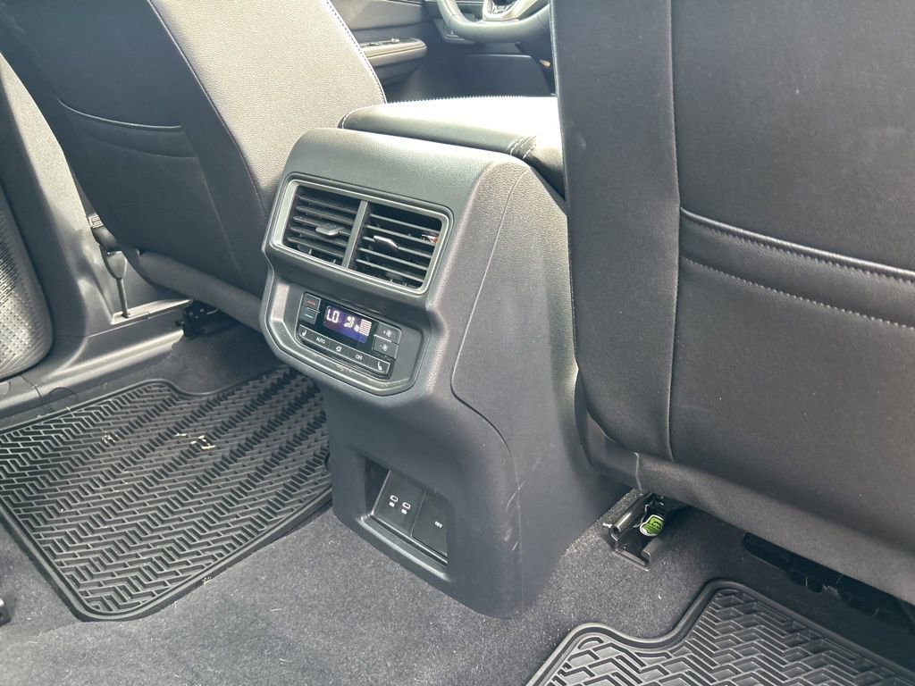 Used 2025 Volkswagen Atlas SEL Premium R-Line image 51