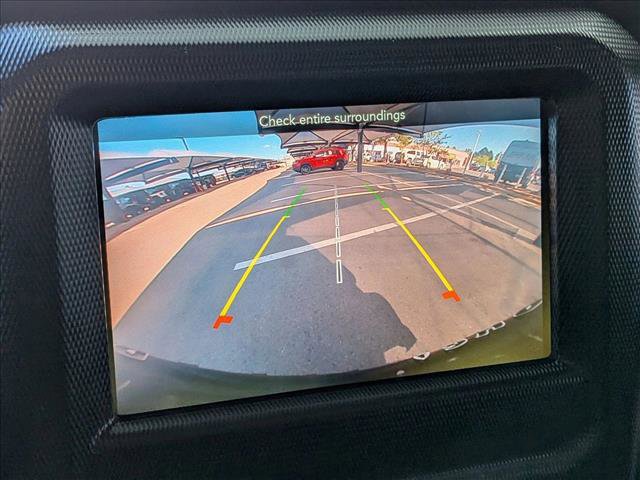 Used 2023 Jeep Wrangler Unlimited AWD/4WD image 15