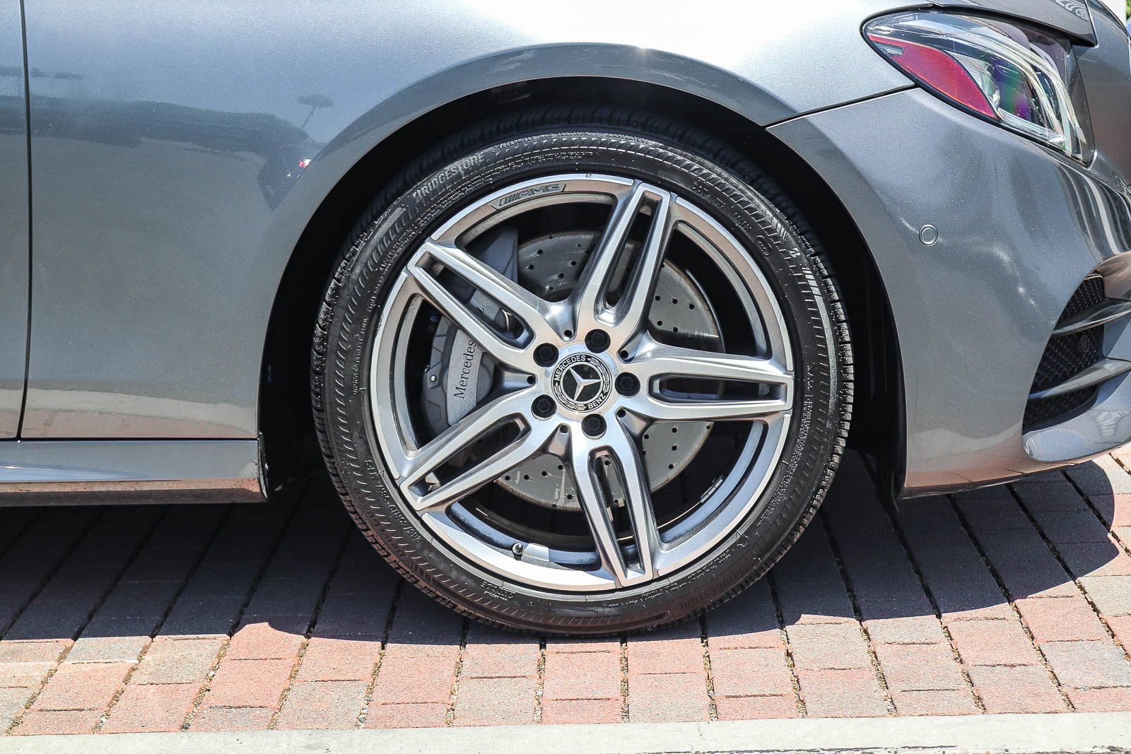 Used 2019 Mercedes-Benz E 300 image 9