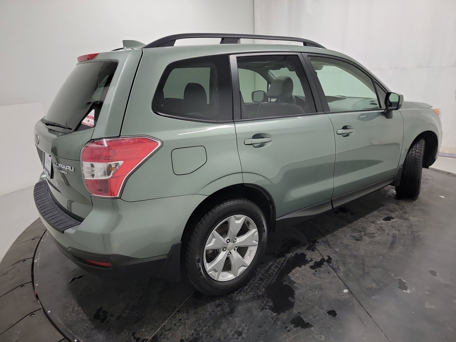 Used 2016 Subaru Forester 2.5i Premium image 9