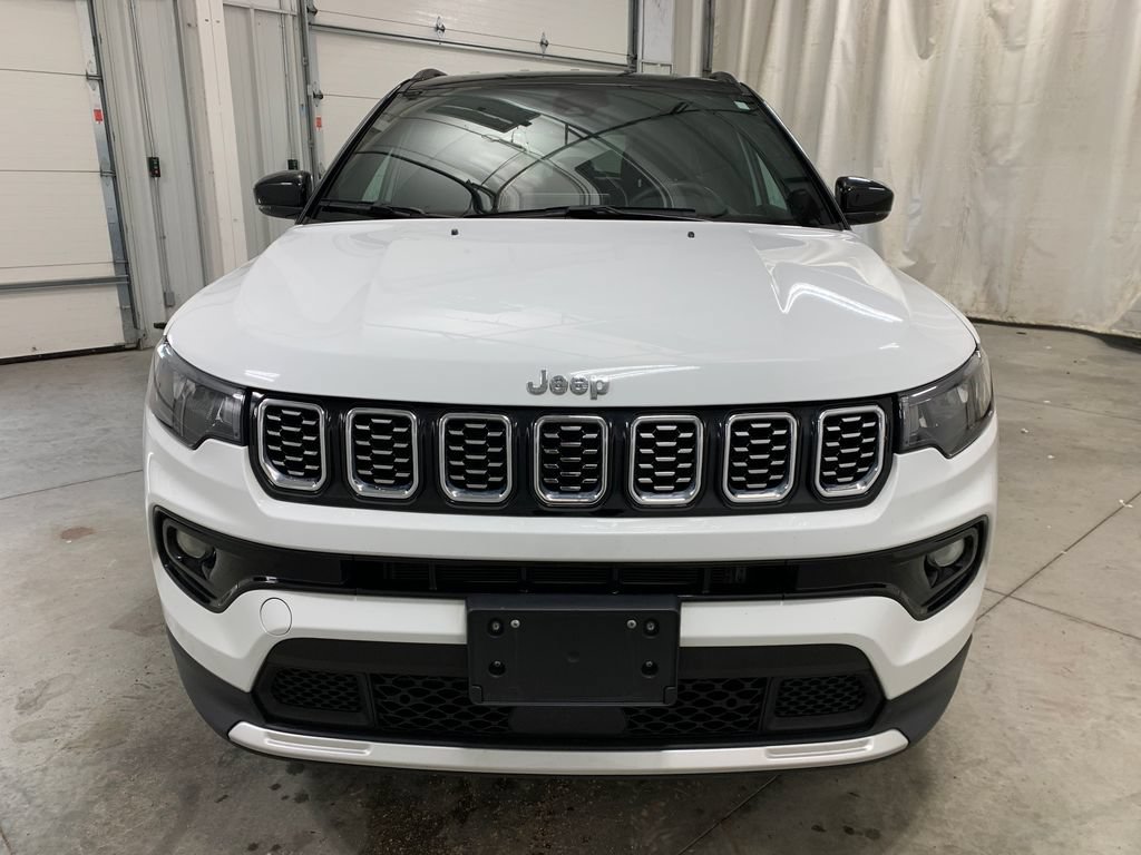 Used 2025 Jeep Compass Limited AWD/4WD image 29