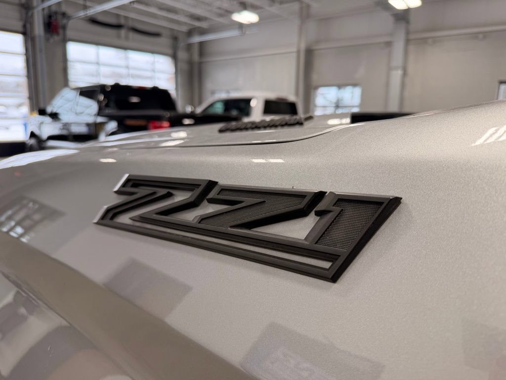 Used 2023 Chevrolet Silverado 1500 LTZ w/ LTZ Convenience Package II AWD/4WD image 22
