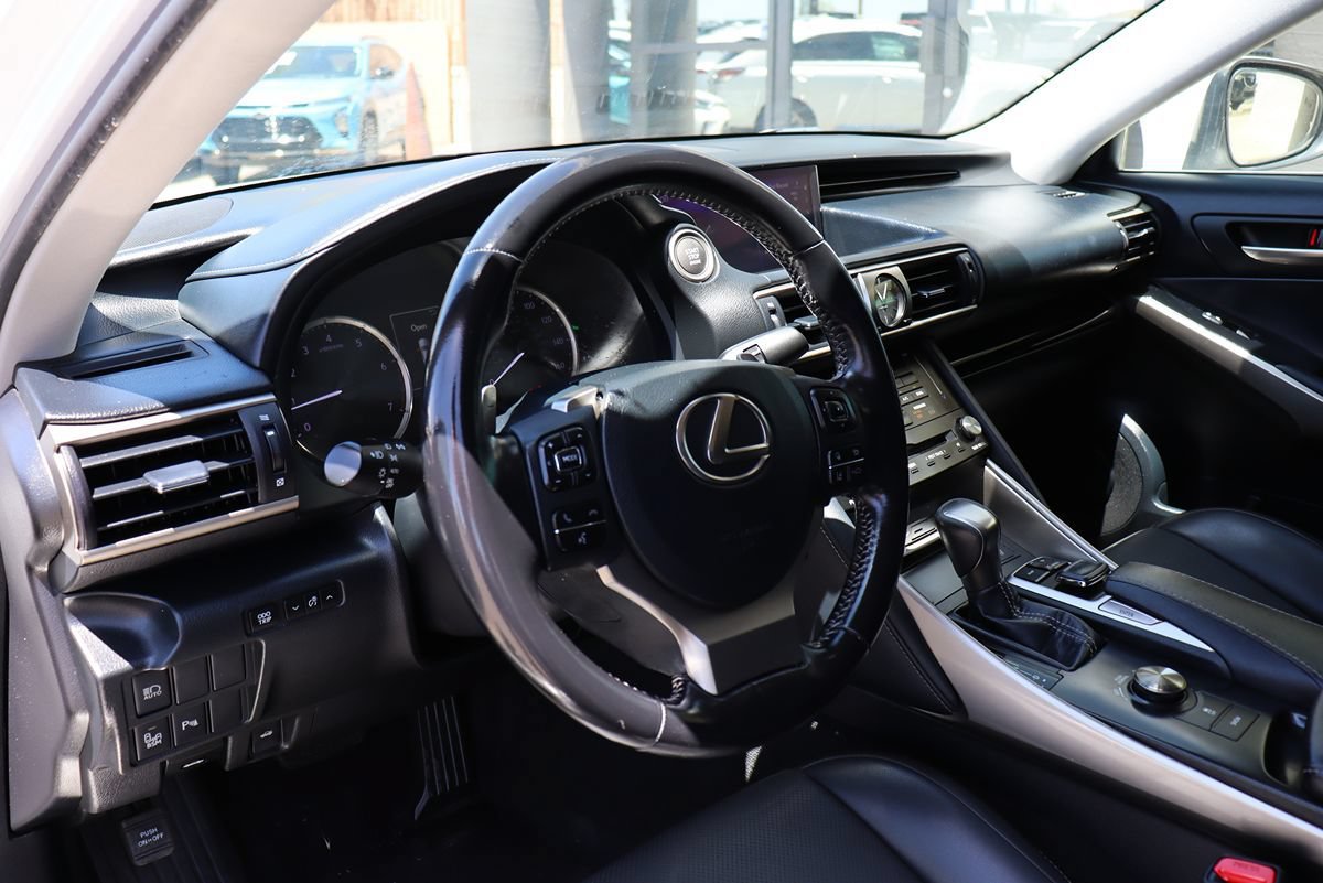 Used 2017 Lexus IS 200t w/ Navigation System Package RWD image 39