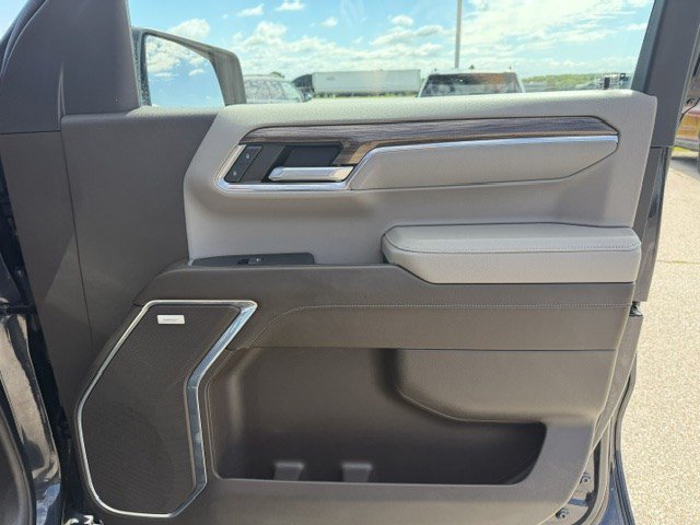 Used 2024 Chevrolet Silverado 1500 LT Trail Boss w/ Convenience Package II AWD/4WD image 41