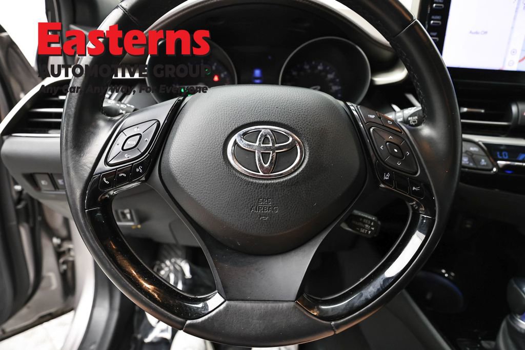 Used 2019 Toyota C-HR Limited FWD image 10
