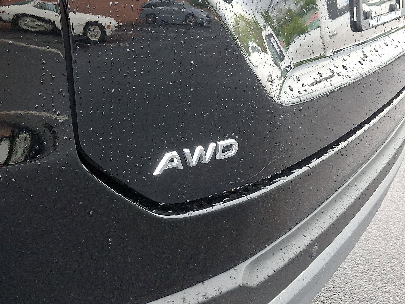 Used 2024 Honda Pilot Touring image 34