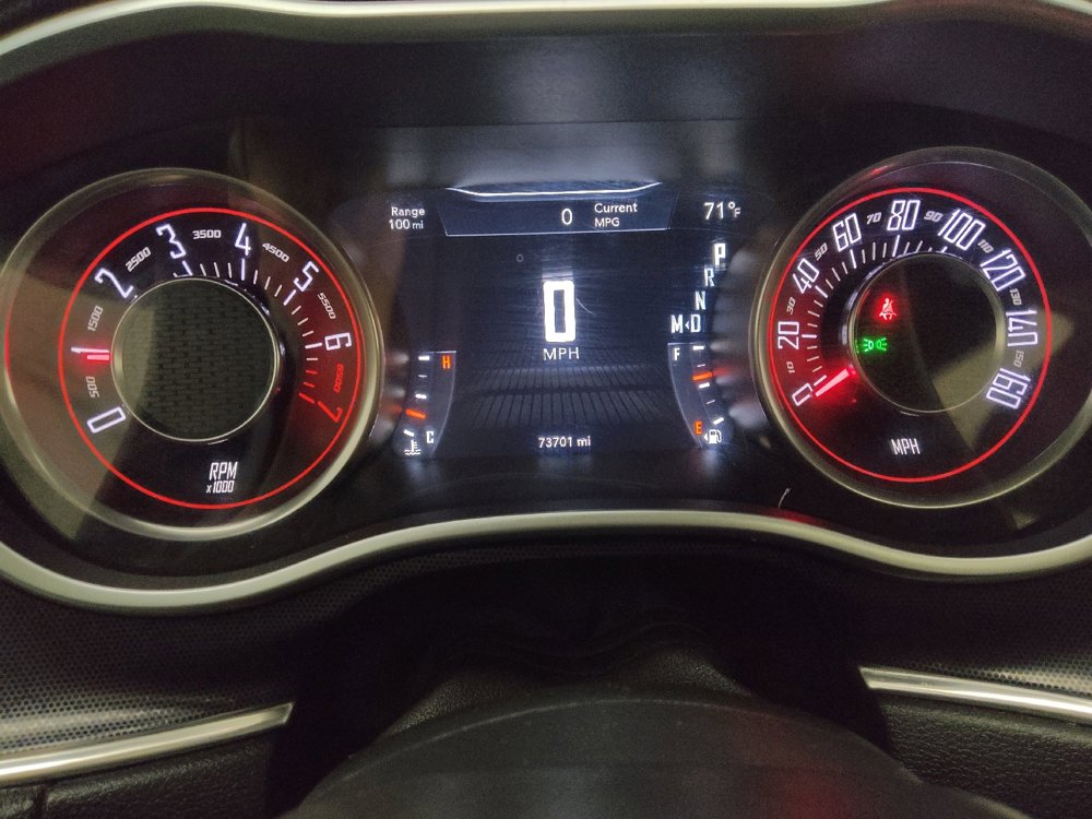 Used 2015 Dodge Challenger SXT Plus image 23