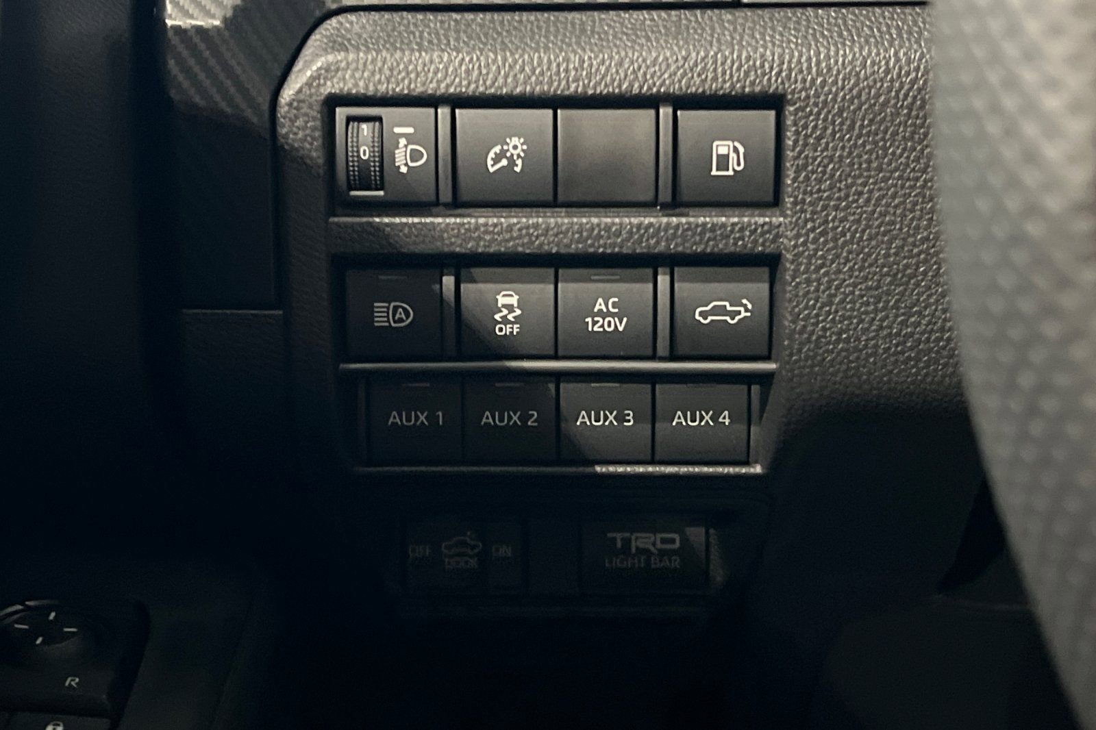 Used 2025 Toyota Tacoma TRD Pro image 34