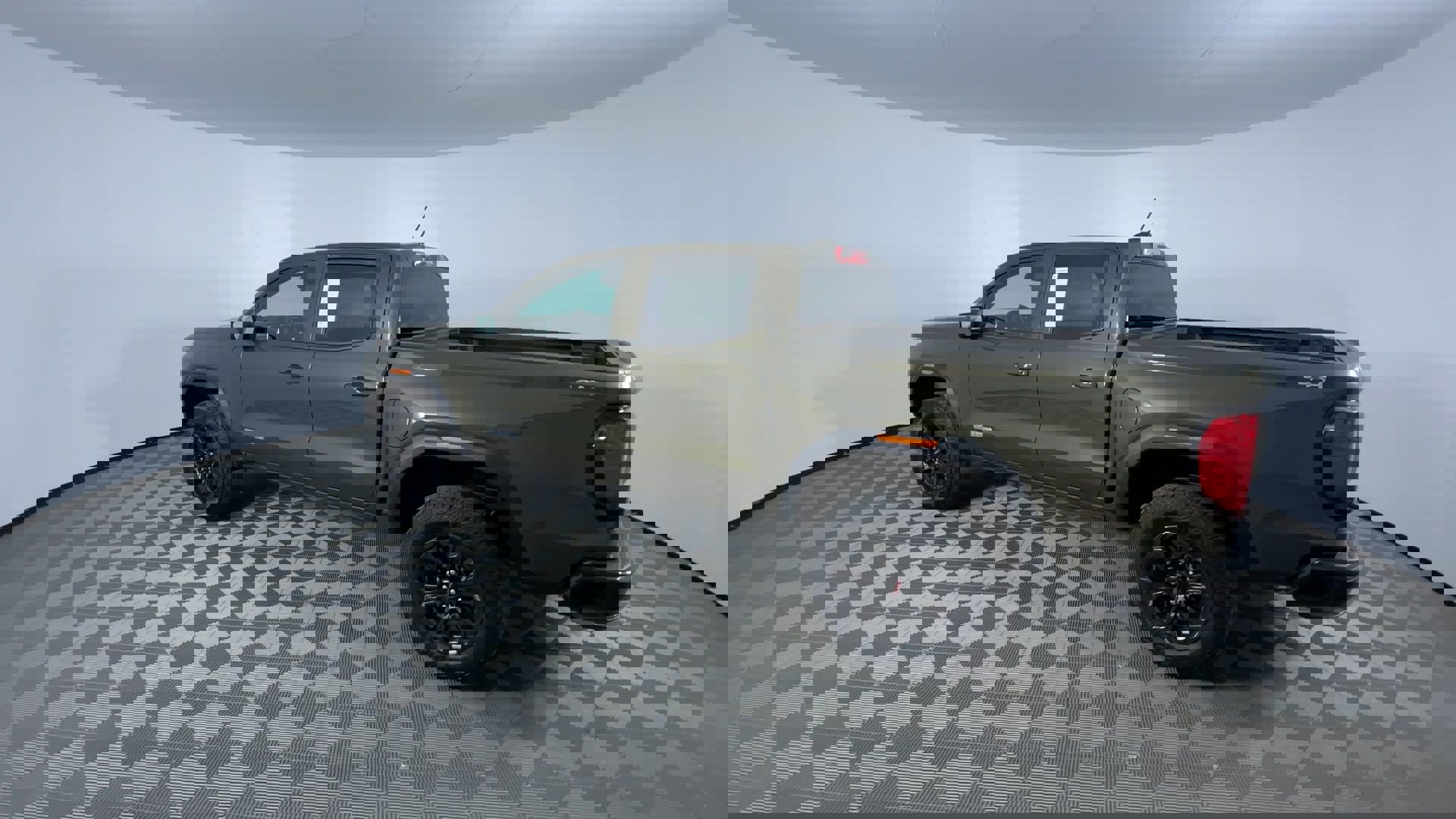 Used 2024 GMC Canyon Elevation image 6