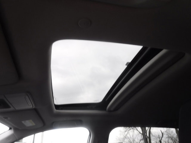 Used 2025 Honda CR-V EX image 11