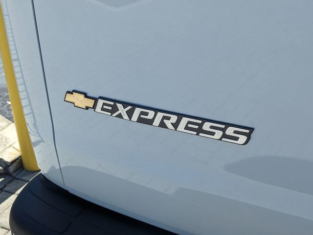 New 2025 Chevrolet Express 2500 w/ Driver Convenience Package RWD image 12