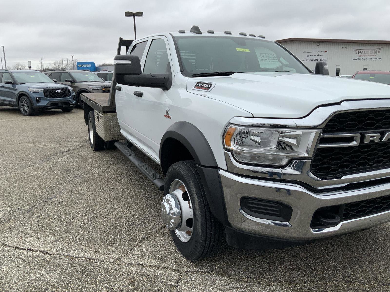 Used 2023 RAM 4500 Tradesman w/ Chrome Appearance Group image 10