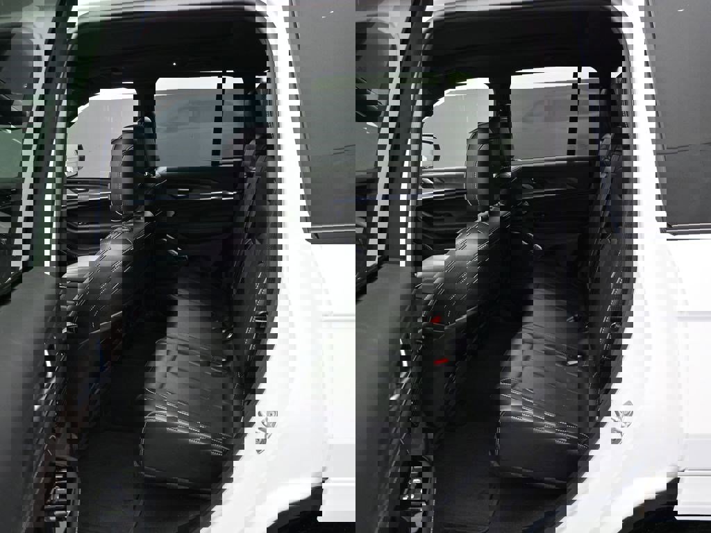 Used 2023 Jeep Grand Cherokee Overland image 13