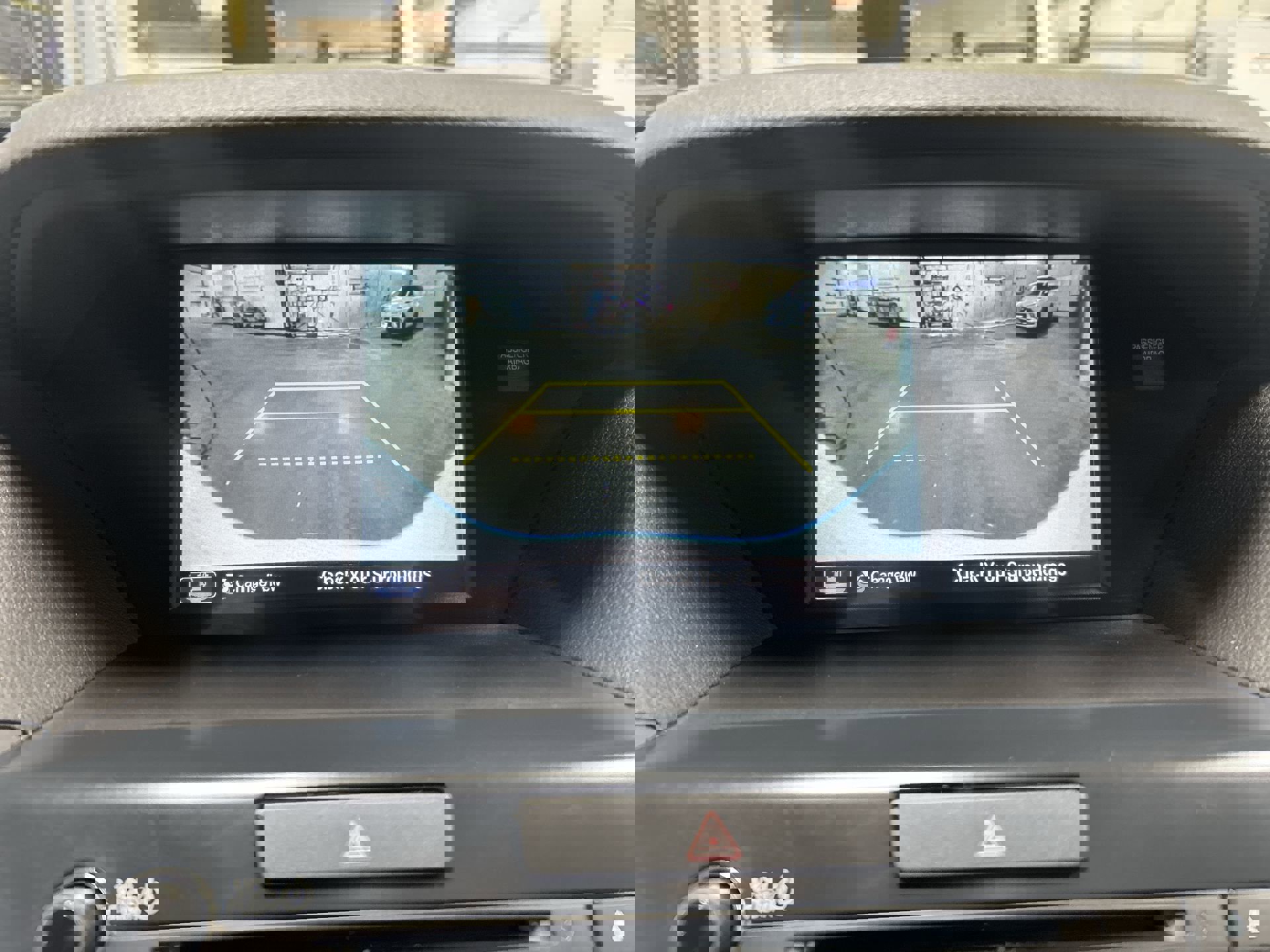 Used 2020 Acura MDX SH-AWD image 16