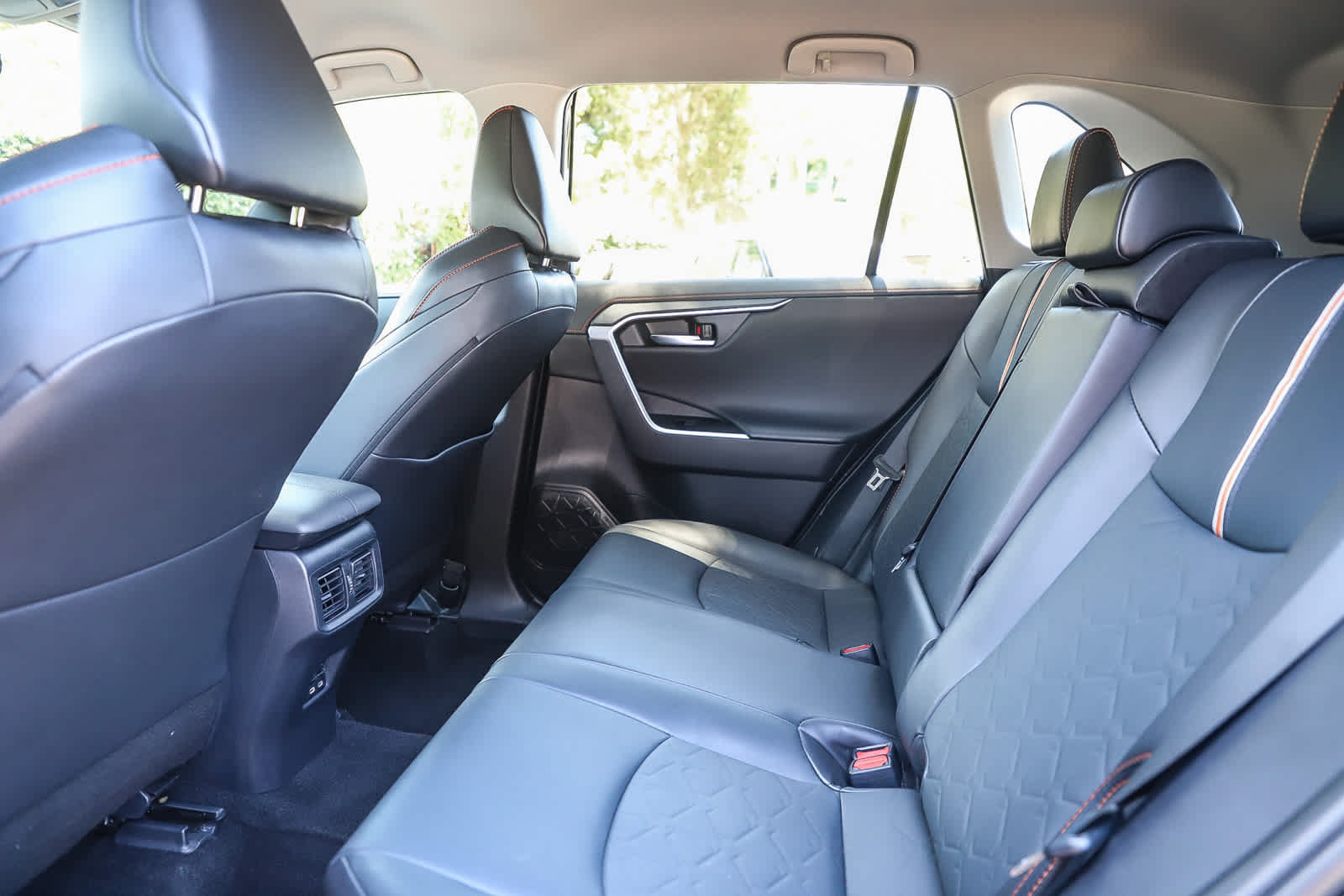 Used 2024 Toyota RAV4 Adventure AWD/4WD image 19