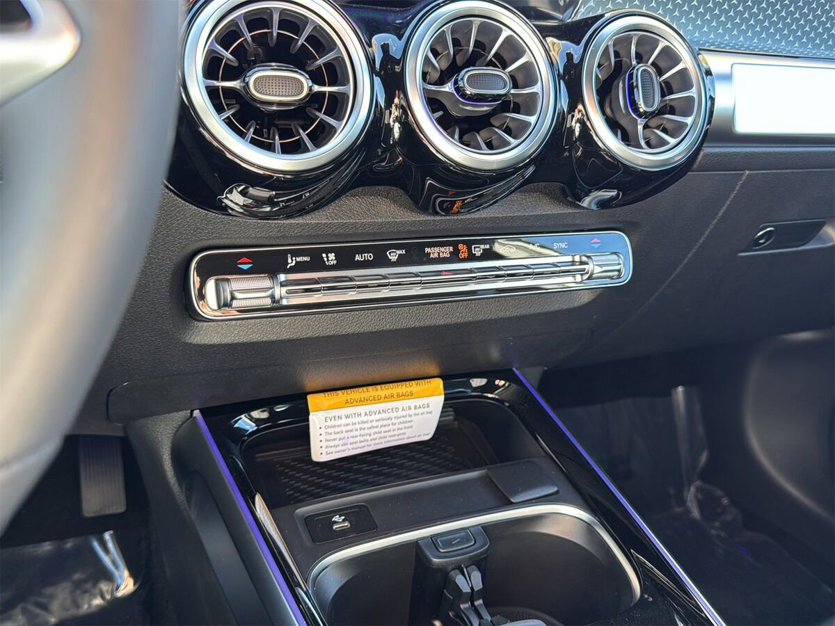 New 2026 Mercedes-Benz GLB 250 image 19