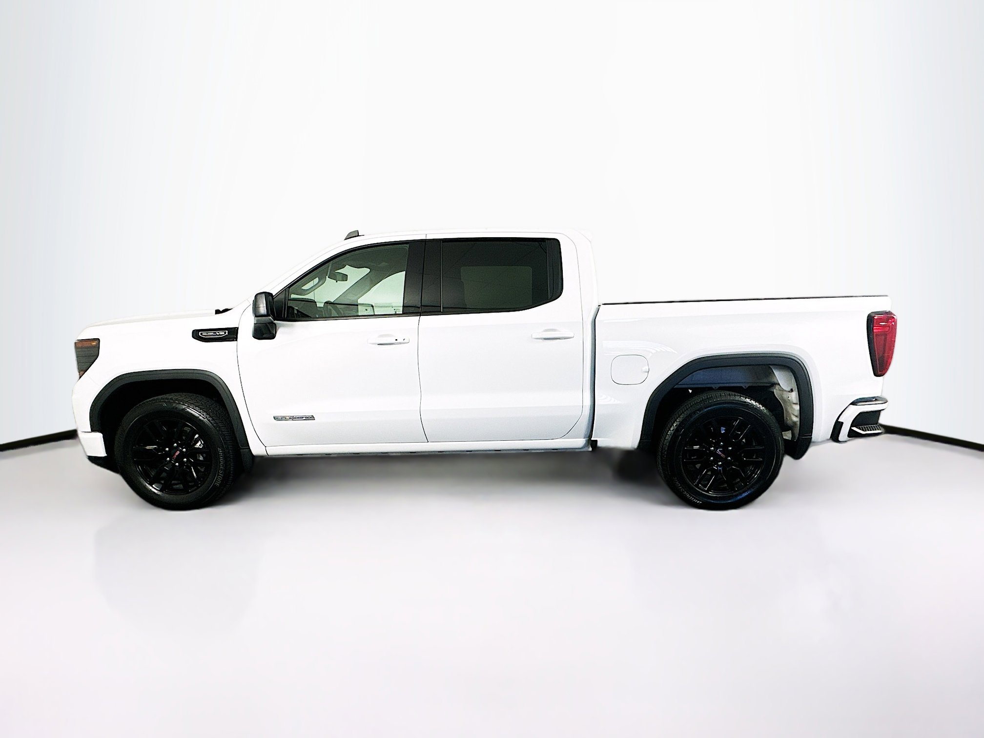 Used 2024 GMC Sierra 1500 Elevation image 4