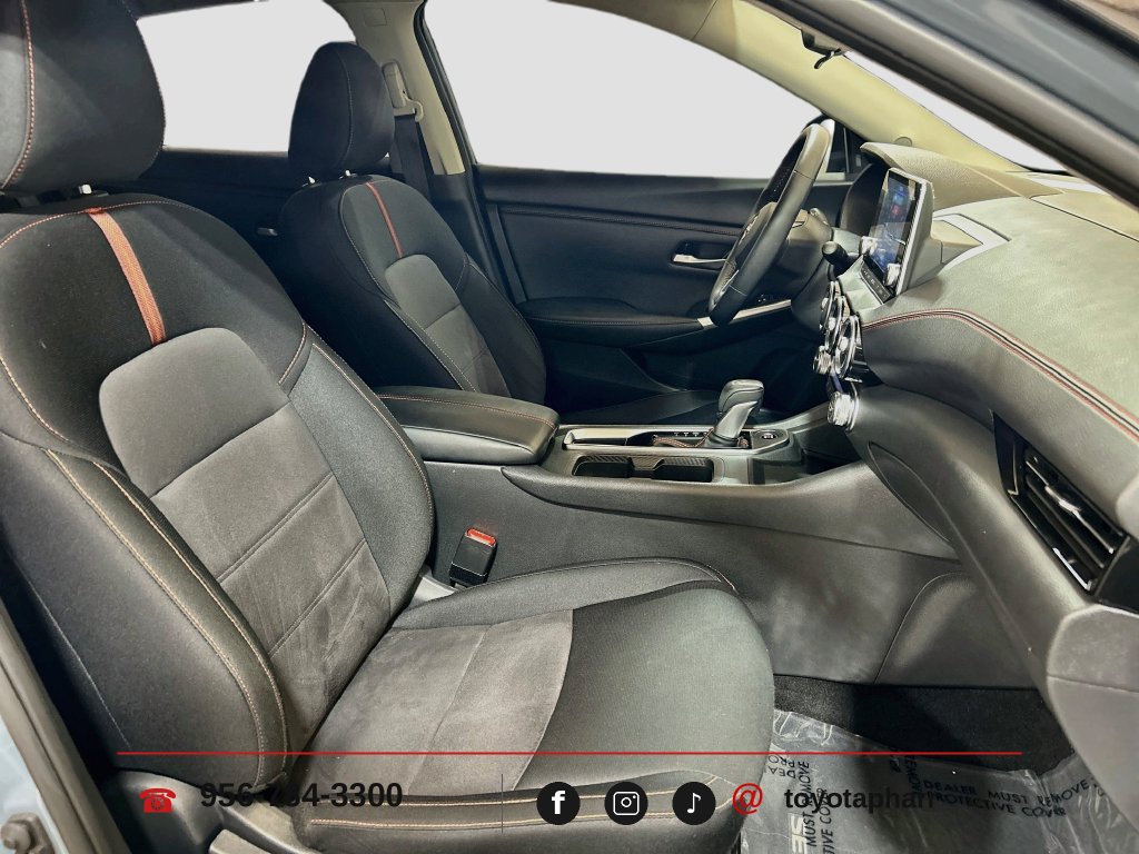 Used 2025 Nissan Sentra SR w/ Midnight Edition FWD image 24