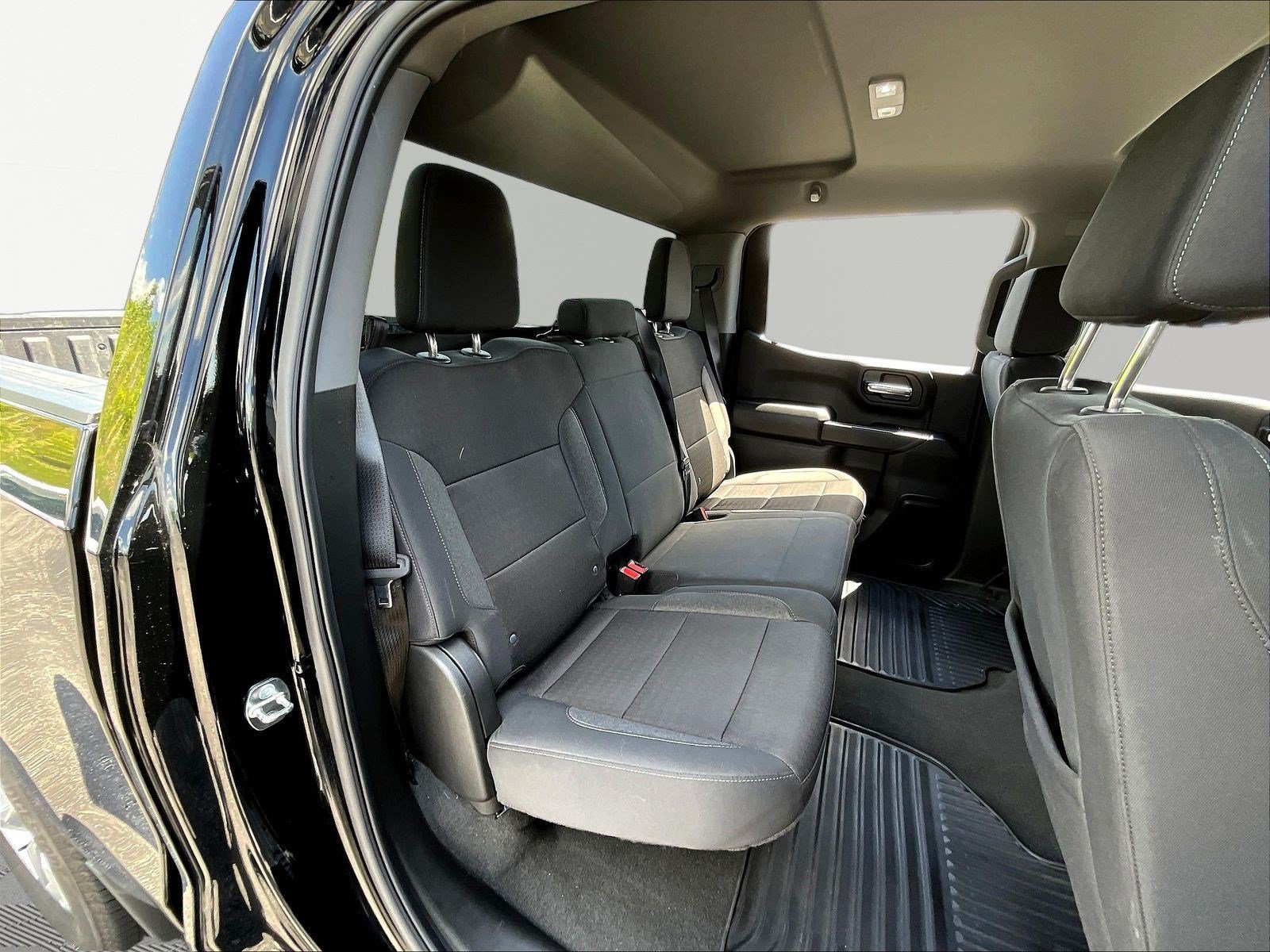 Used 2024 Chevrolet Silverado 1500 Custom AWD/4WD image 26