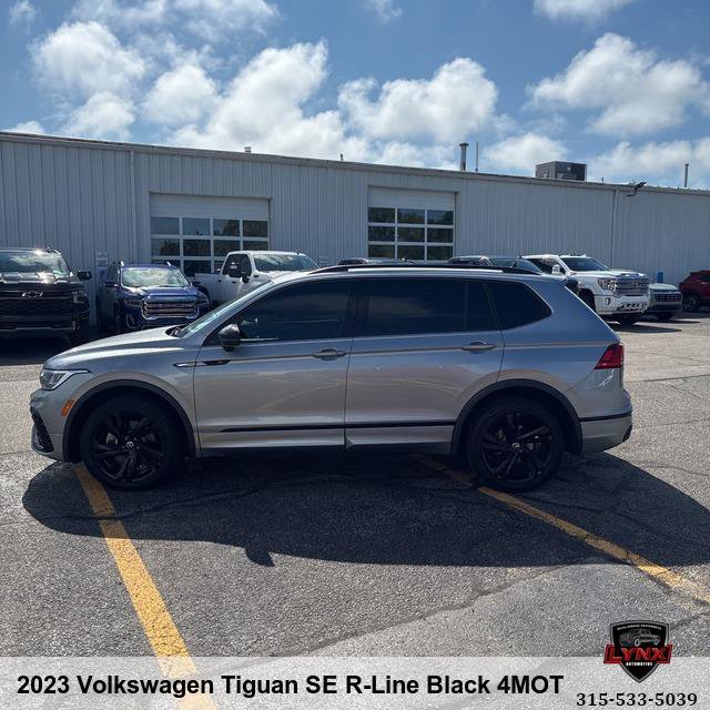 Used 2023 Volkswagen Tiguan SE R-Line image 2