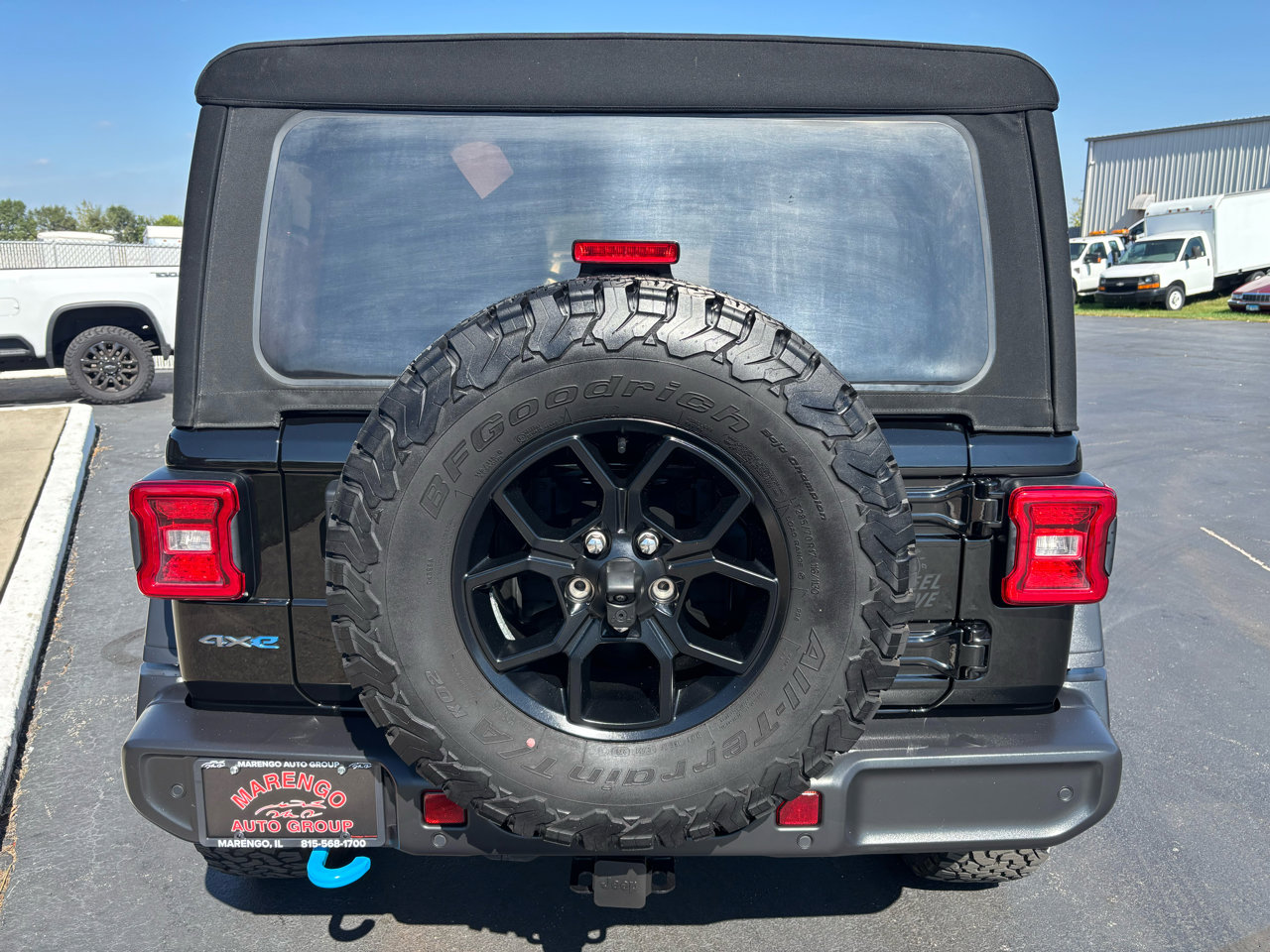 Used 2024 Jeep Wrangler Unlimited AWD/4WD image 4