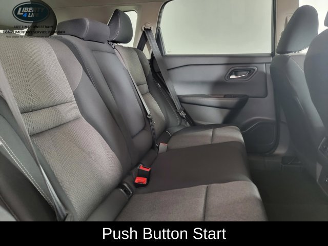 Used 2024 Nissan Rogue SV AWD/4WD image 19