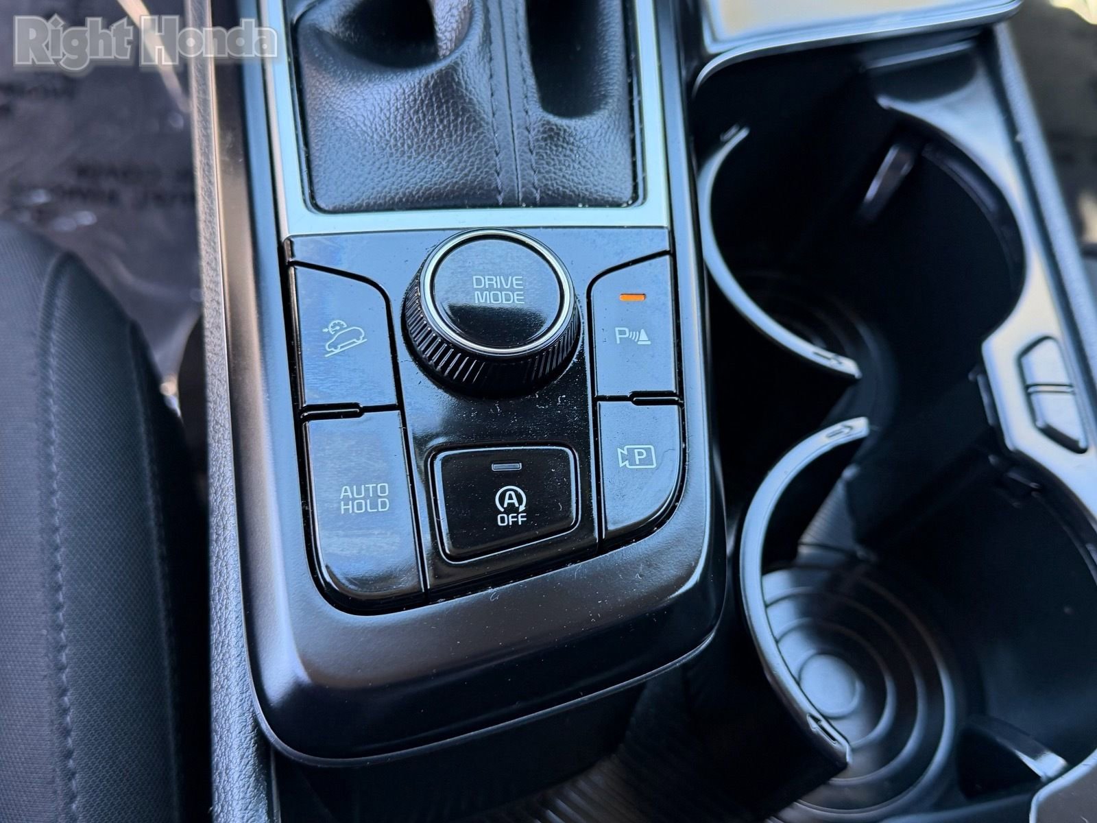 Used 2025 Kia Sportage LX image 32