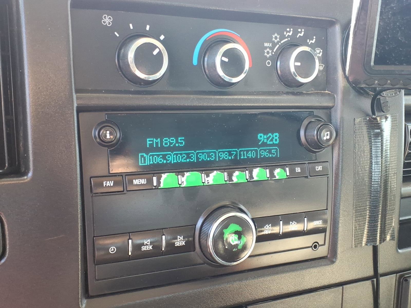 Used 2015 GMC Savana 2500 RWD image 9