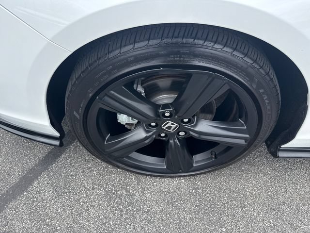 Used 2025 Honda Accord Sport image 39