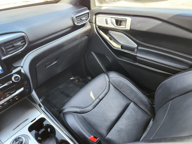 Used 2017 Ford Explorer Sport w/ Equipment Group 401A image 15