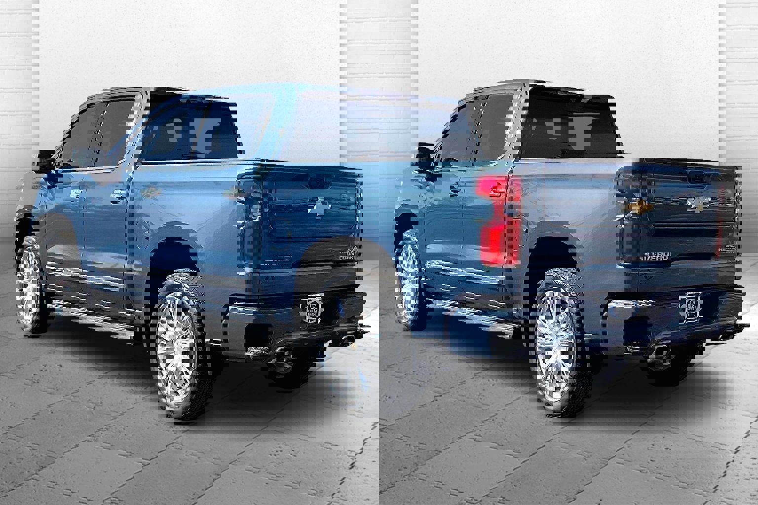 Used 2024 Chevrolet Silverado 1500 High Country image 11