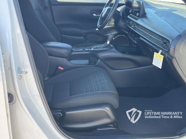 Used 2024 Honda HR-V Sport image 27