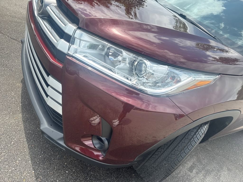 Used 2019 Toyota Highlander LE FWD image 34