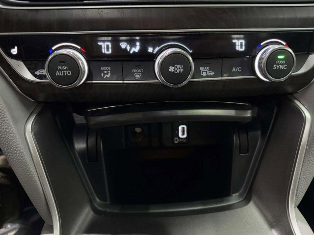 Used 2020 Honda Accord EX image 32