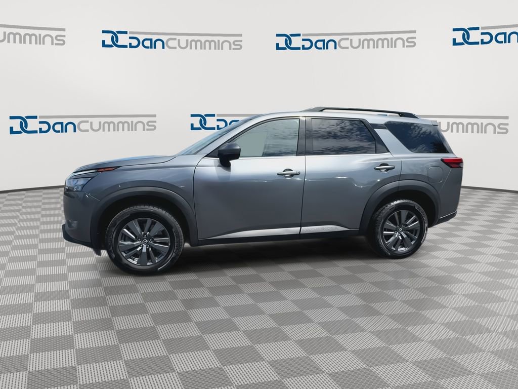 Used 2023 Nissan Pathfinder SV w/ Cargo Package AWD/4WD image 5
