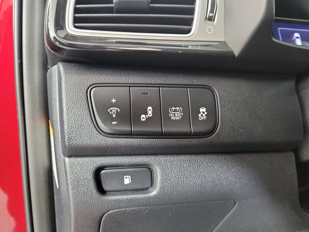 Used 2019 Kia Niro S Touring FWD image 13