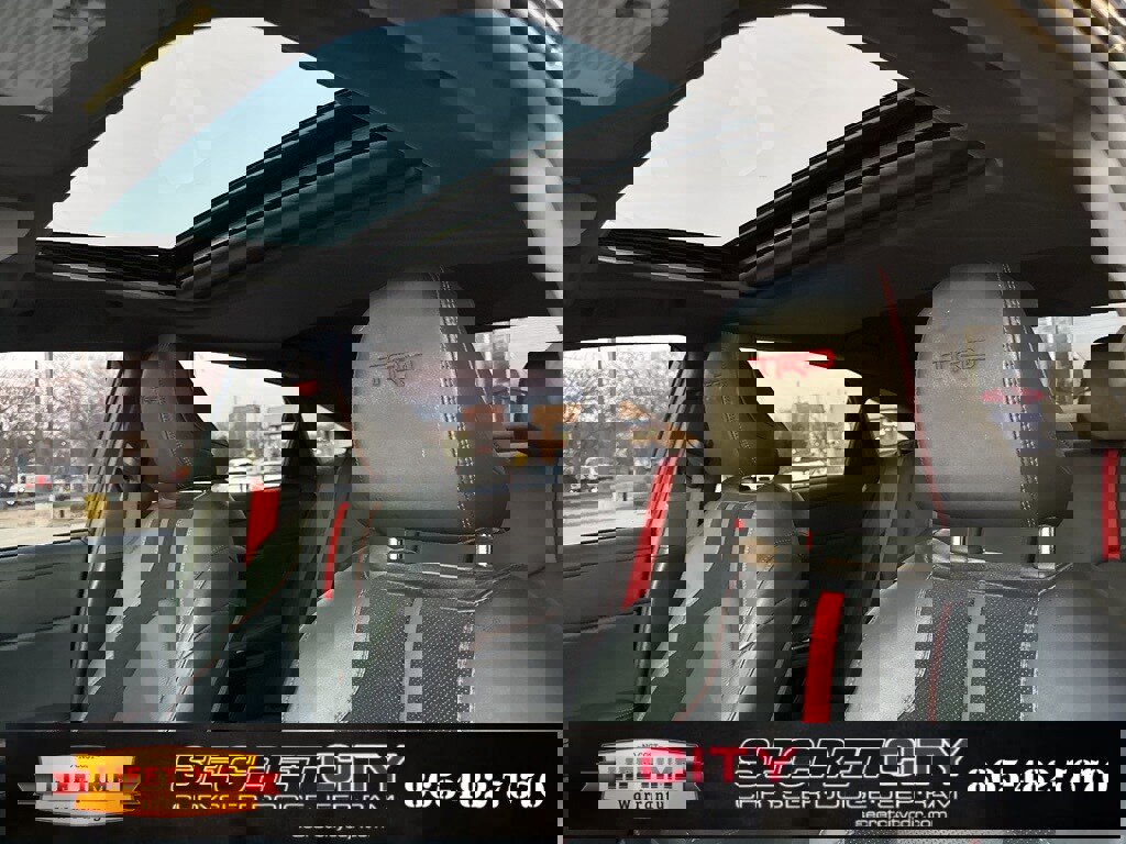 Used 2021 Toyota Avalon TRD image 27