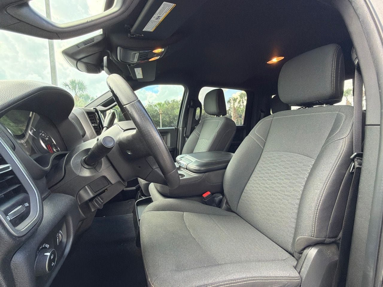 Used 2025 RAM 3500 Tradesman AWD/4WD image 9