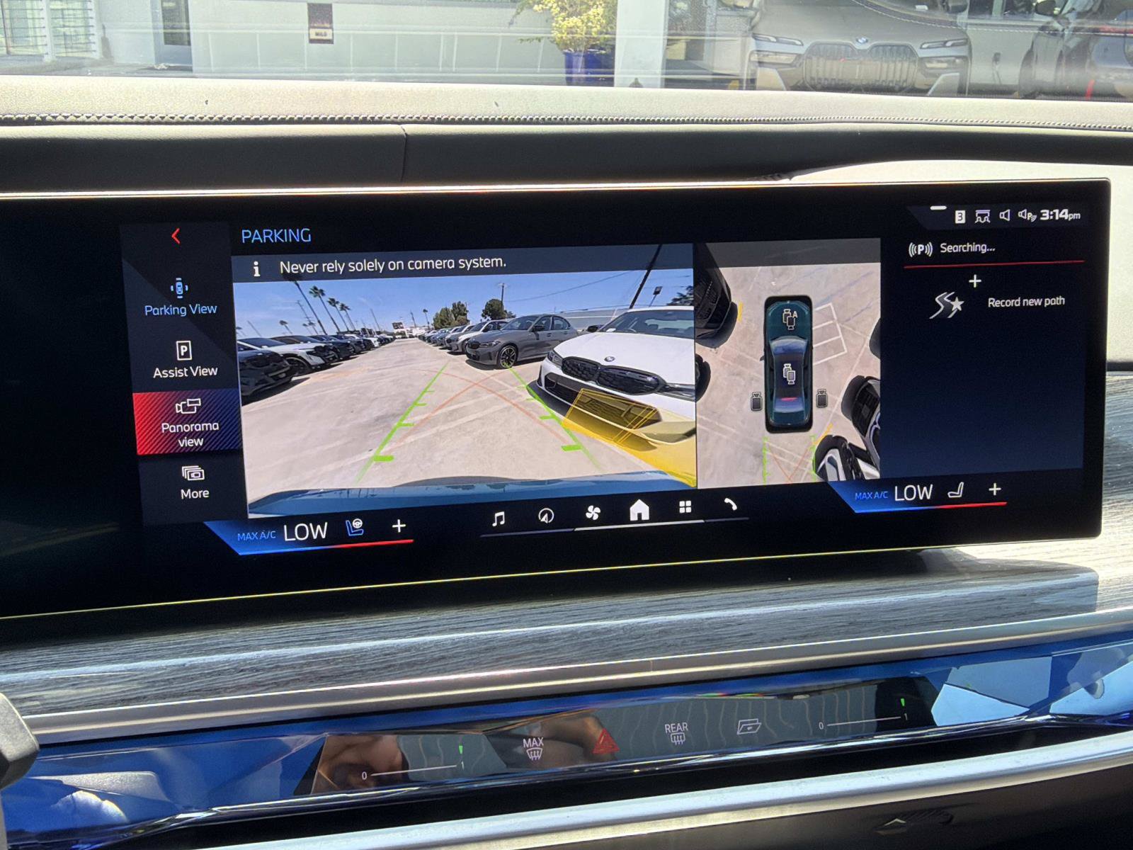 Used 2025 BMW i7 M70 AWD/4WD image 29