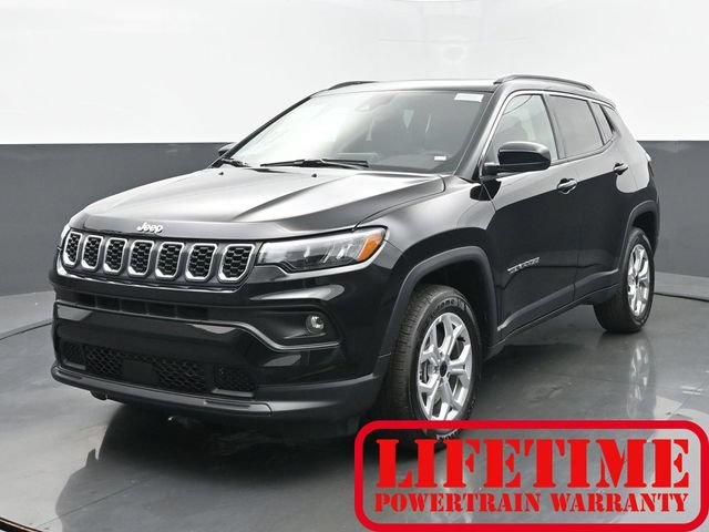 New 2025 Jeep Compass Latitude w/ Sun & Sound Group AWD/4WD image 1