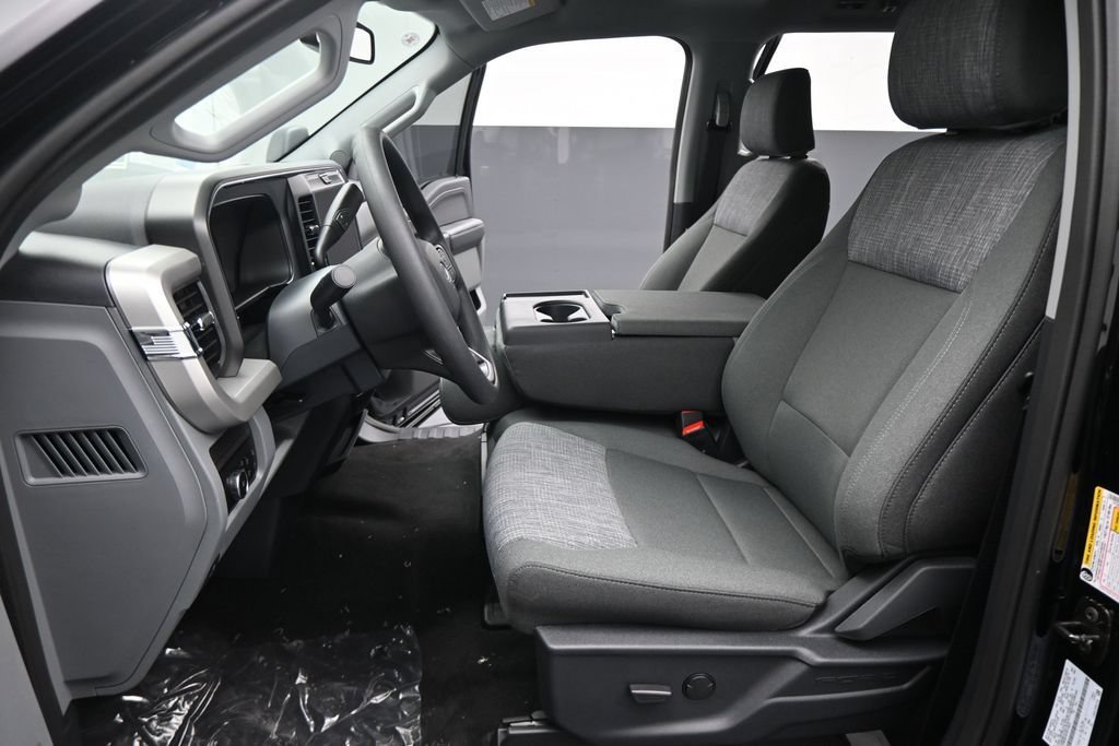 New 2026 Ford F250 XLT w/ XLT Premium Package AWD/4WD image 5