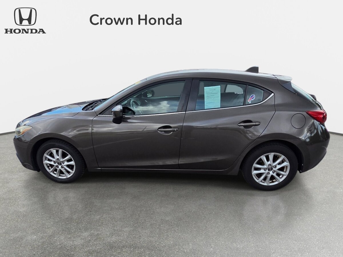 Used 2014 MAZDA MAZDA3 i Grand Touring FWD image 2