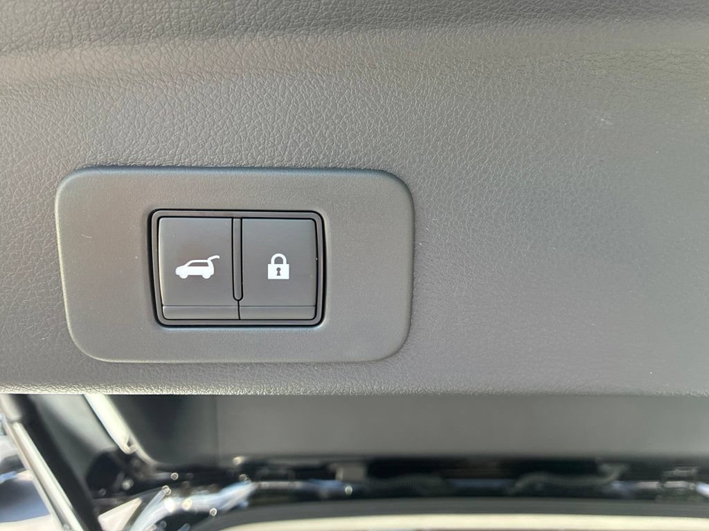 Certified 2026 Nissan Murano Platinum w/ Cargo Package AWD/4WD image 14