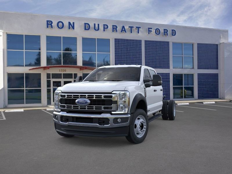 New 2026 Ford F550 4x4 Crew Cab image 3
