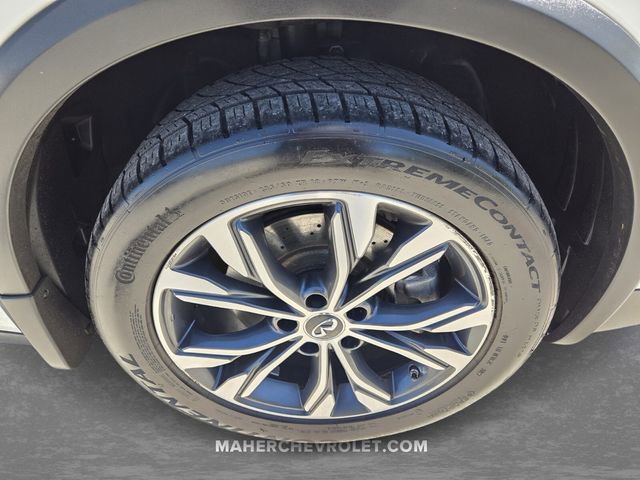 Used 2018 INFINITI QX30 Premium w/ Navigation Package AWD/4WD image 9