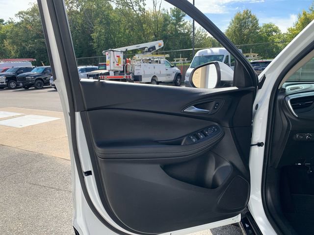 Used 2024 Buick Encore GX Sport Touring image 23