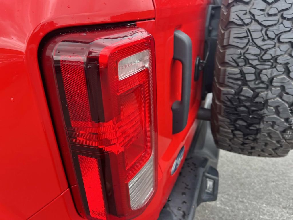 Used 2023 Ford Bronco 4-Door AWD/4WD image 10